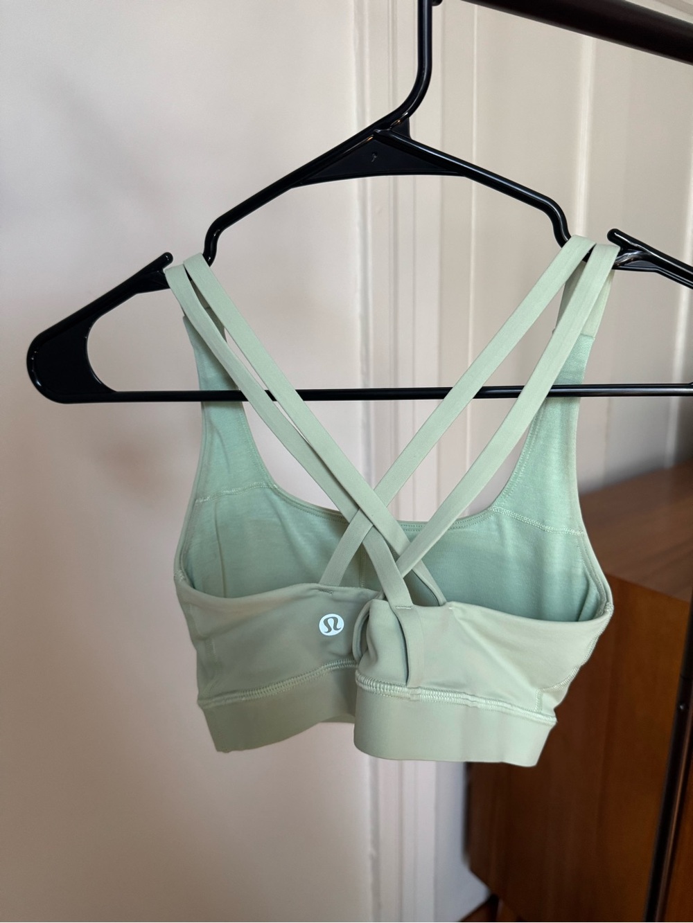 lululemon energy sports bra in mint - Picture 2 of 2